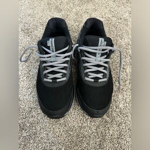 Brooks Addiction Walker Suede Men’s size 10